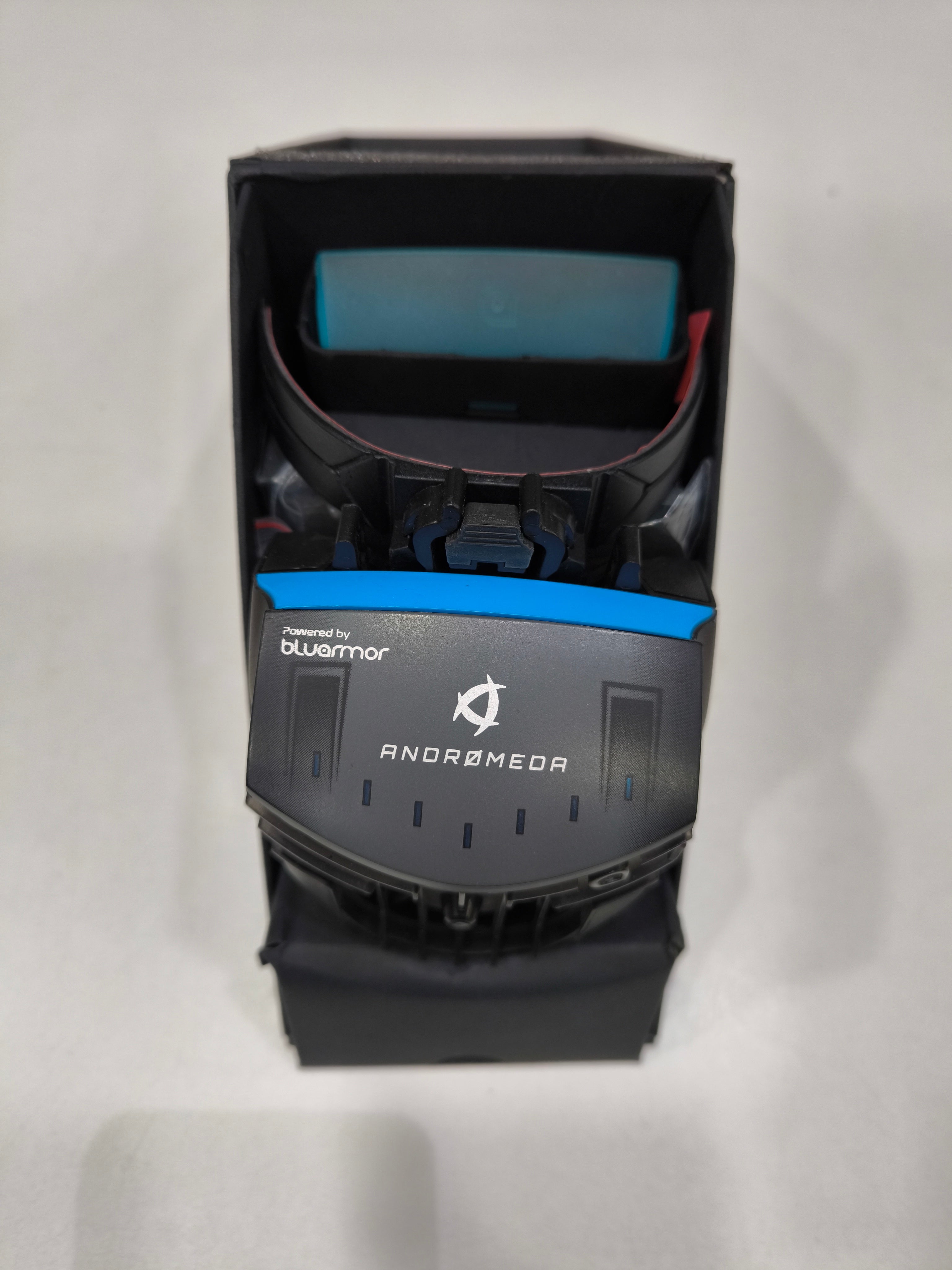 BLU3 E20 — Helmet Cooler + Bluetooth Infotainment (NEW)