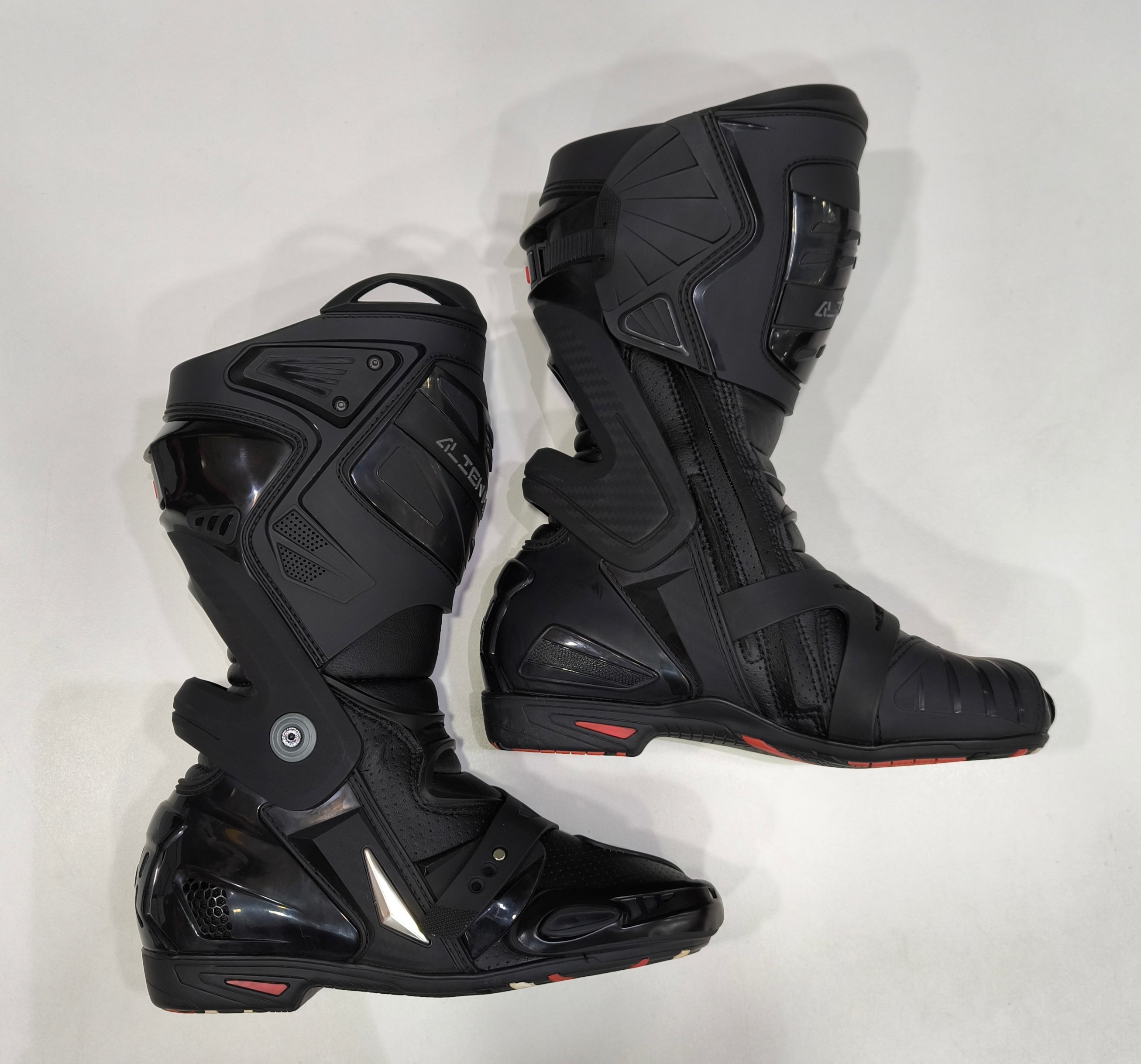 Other brand boots size 39